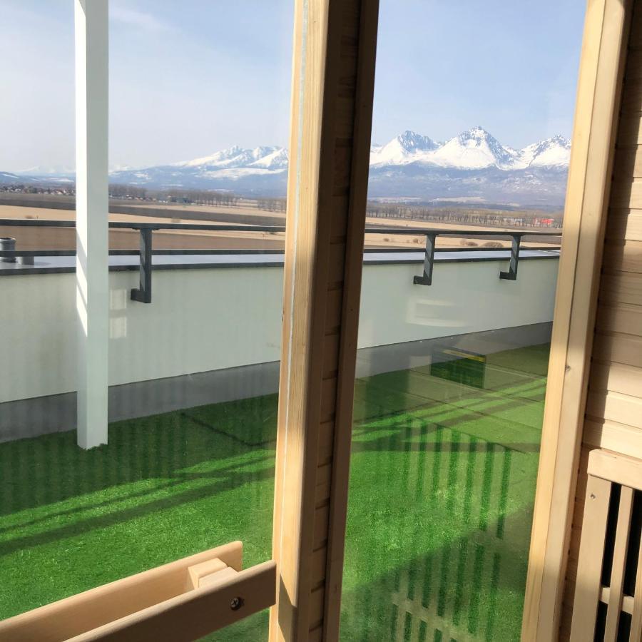 Tatra Billetee Apartman S Luxusnym Vyhladom Na Vysoketatry A Sukromnym Wellness Poprad Exterior photo