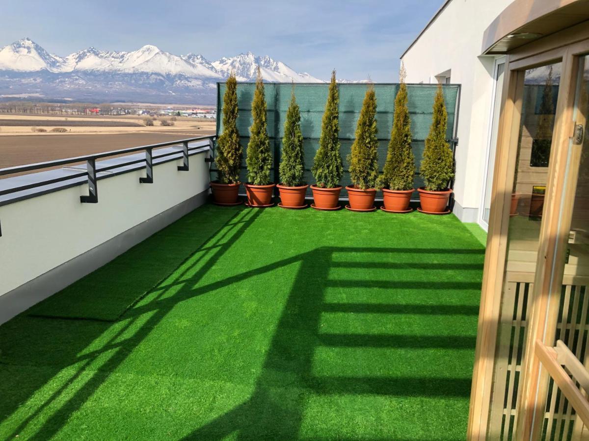 Tatra Billetee Apartman S Luxusnym Vyhladom Na Vysoketatry A Sukromnym Wellness Poprad Exterior photo