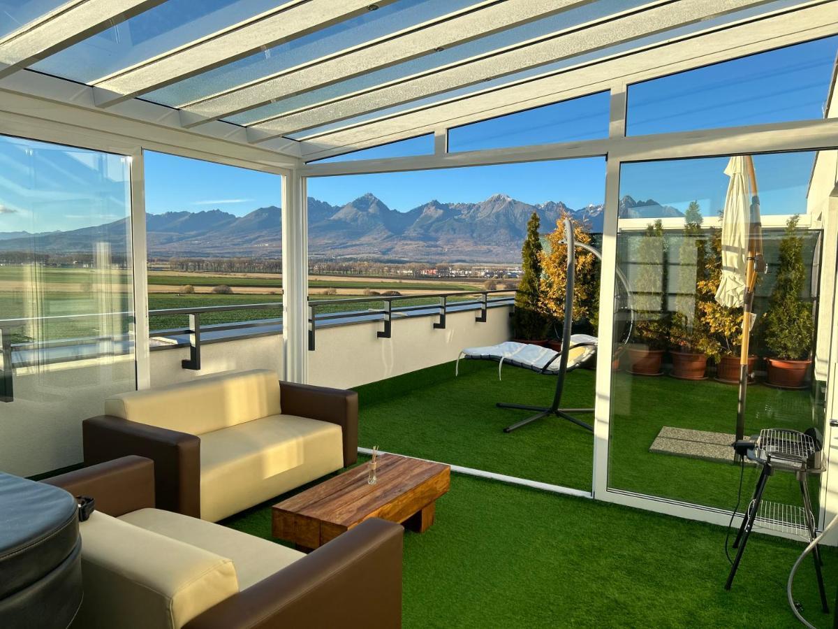 Tatra Billetee Apartman S Luxusnym Vyhladom Na Vysoketatry A Sukromnym Wellness Poprad Exterior photo